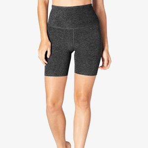 Beyond yoga space dye 7 inch biker shorts black medium great used condition